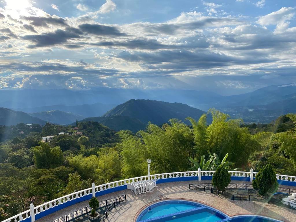 Finca Los Alpes San Jerónimo Exteriér fotografie