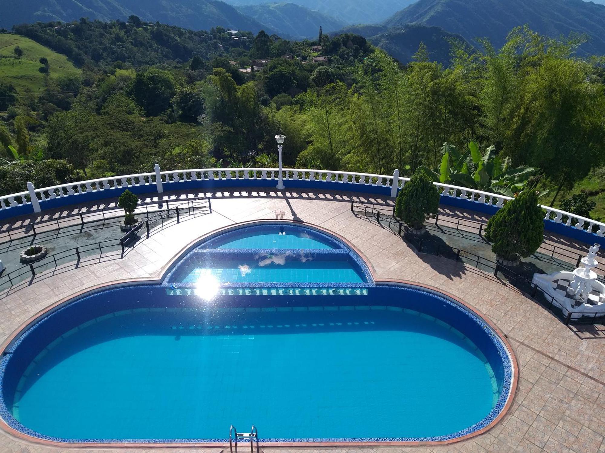 Finca Los Alpes San Jerónimo Exteriér fotografie